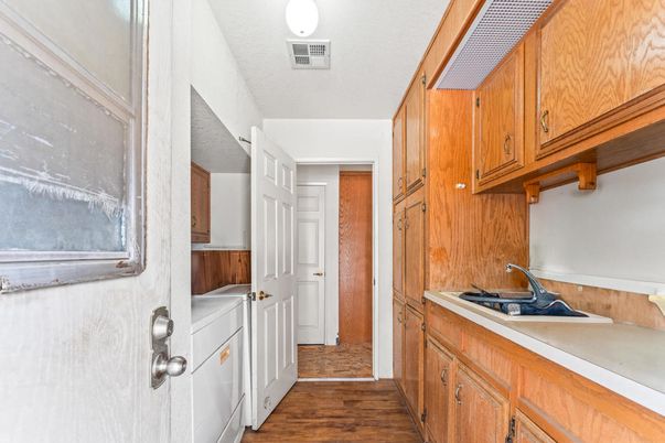 Interior, Kitchen, Wood Texture Flooring