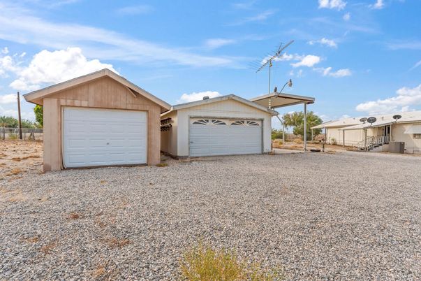 Backyard, Detached Garage, Exterior