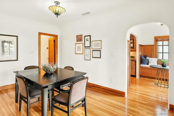 Dining room, Interior, Wood Texture Flooring