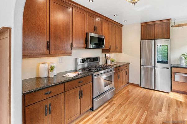 Interior, Kitchen, Recessed Lighting, Stainless Steel Appliances, Wood Texture Flooring