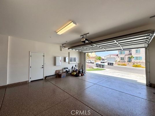 Garage, Interior