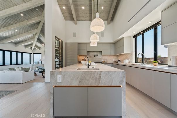 Interior, Kitchen, Living room, Pendant Lights, Recessed Lighting, Stainless Steel Appliances, Wooden Beams, Wooden Ceilings, Wood Texture Flooring