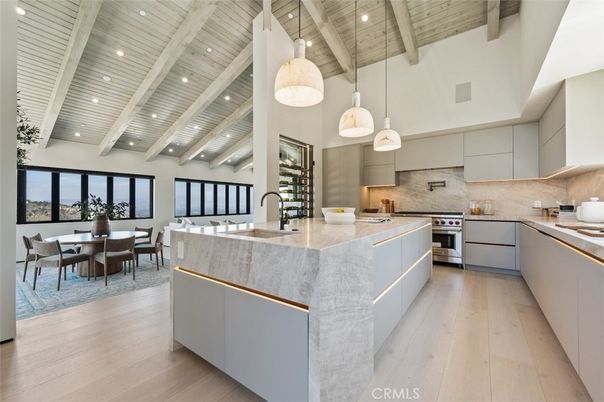 Dining room, Interior, Kitchen, Pendant Lights, Recessed Lighting, Stainless Steel Appliances, Wooden Beams, Wooden Ceilings, Wood Texture Flooring