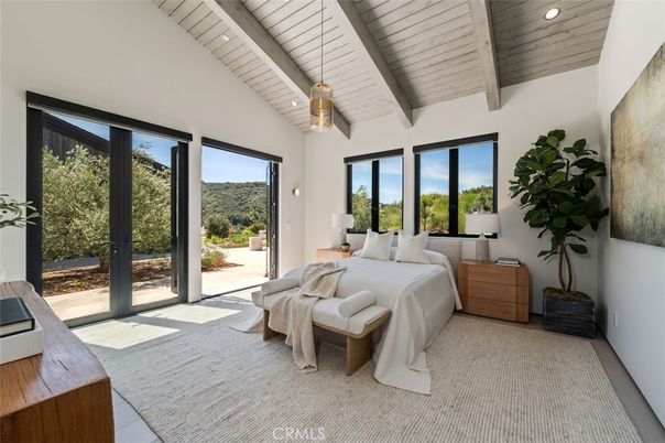 Bedroom, Interior, Pendant Lights, Recessed Lighting, Wooden Beams, Wooden Ceilings