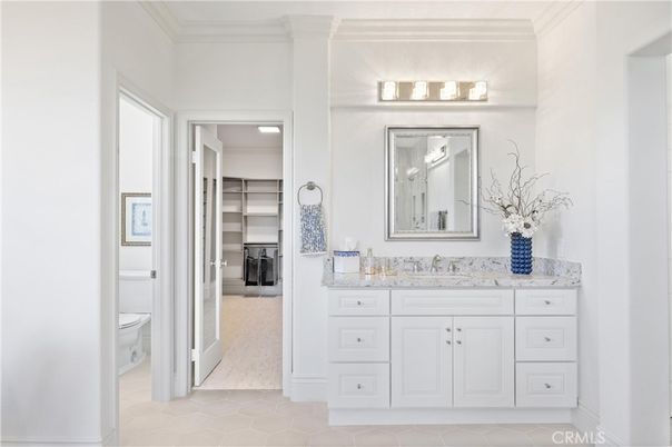 Bathroom, Interior, Recessed Lighting, Walk-in Closets