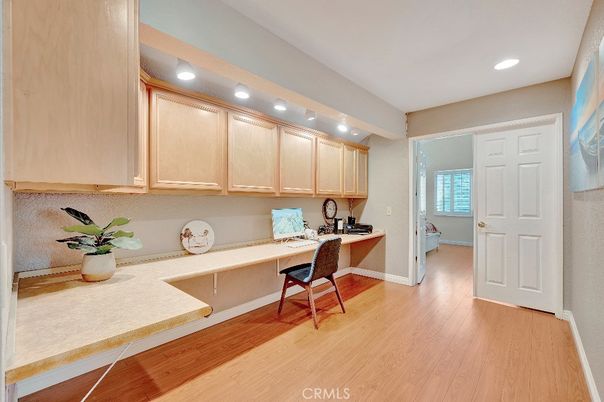 Home Office, Interior, Recessed Lighting, Wood Texture Flooring