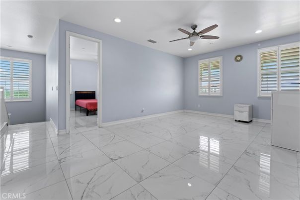 Empty room, Interior, Marble, Recessed Lighting