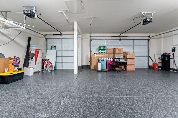 Garage, Interior