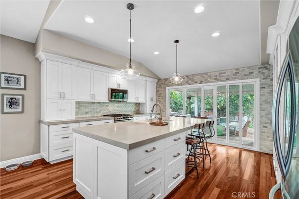 Interior, Kitchen, Pendant Lights, Recessed Lighting, Wood Texture Flooring