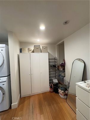 Interior, Recessed Lighting, Utility Closets, Washer, Wood Texture Flooring