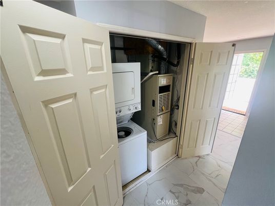 Interior, Marble, Utility Closets, Washer