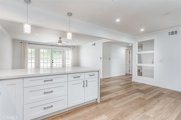 Interior, Pendant Lights, Recessed Lighting, Wood Texture Flooring