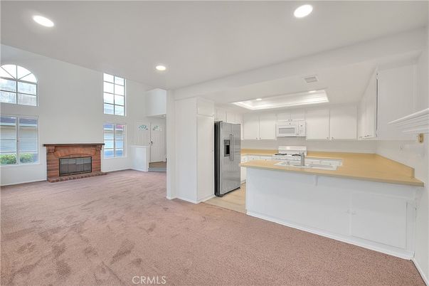 Empty room, Fireplace, Interior, Kitchen, Recessed Lighting