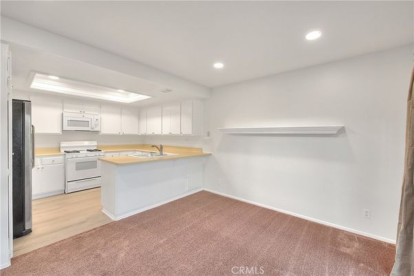 Interior, Kitchen, Recessed Lighting