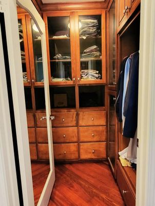 Interior, Walk-in Closets, Wood Texture Flooring