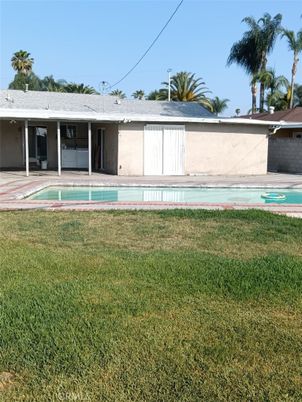 Backyard, Exterior, Pool