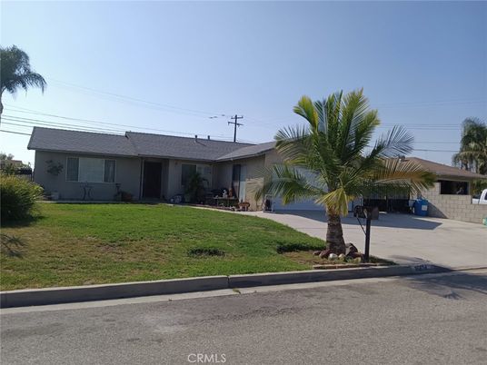 Attached, Backyard, Exterior, Facade, Ranch