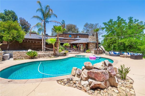 Exterior, Pool, Solar Panels