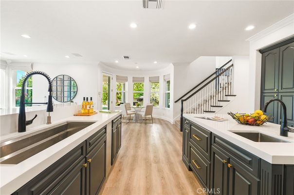 Dining room, Interior, Kitchen, Recessed Lighting, Wood Texture Flooring
