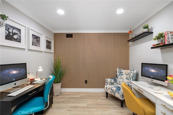 Home Office, Interior, Recessed Lighting, Wood Texture Flooring