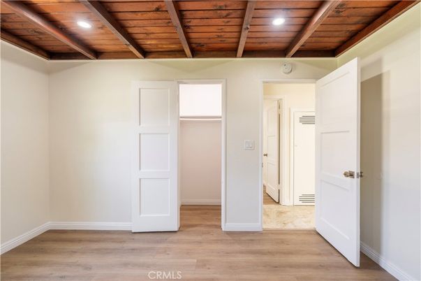 Empty room, Interior, Recessed Lighting, Wooden Beams, Wooden Ceilings, Wood Texture Flooring