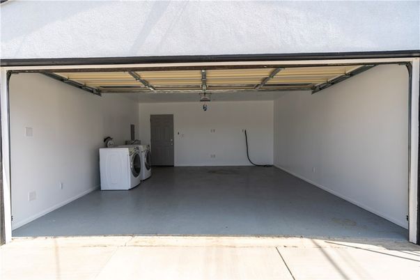 Garage, Interior, Washer