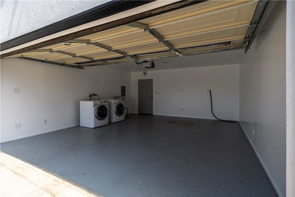 Garage, Interior, Washer