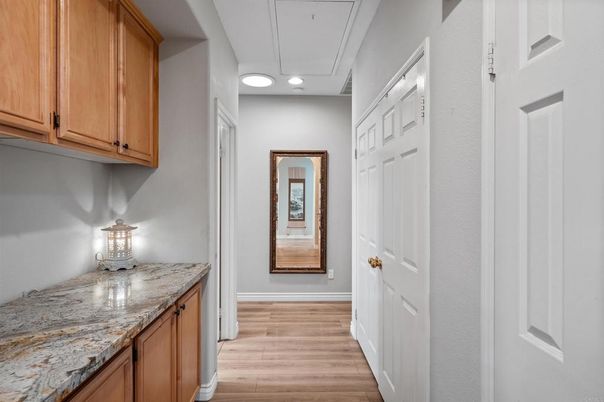 Interior, Recessed Lighting, Wood Texture Flooring