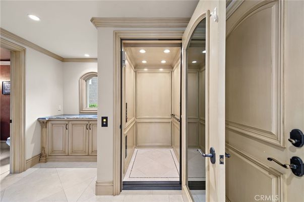 Elevator, Interior, Recessed Lighting