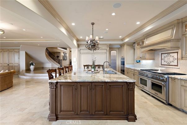 Chandelier, Interior, Kitchen, Recessed Lighting, Stainless Steel Appliances