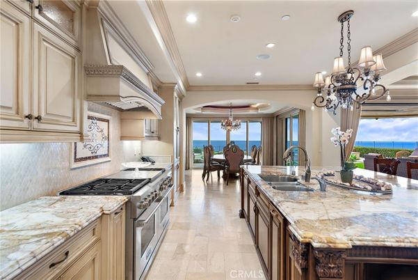 Chandelier, Dining room, Interior, Kitchen, Pendant Lights, Recessed Lighting, Stainless Steel Appliances, Water