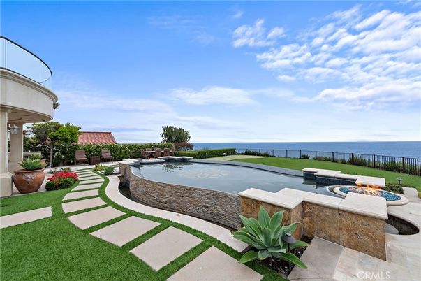 Exterior, Pool, Water