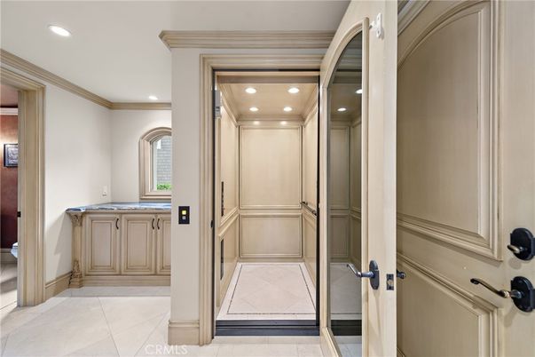 Elevator, Interior, Recessed Lighting