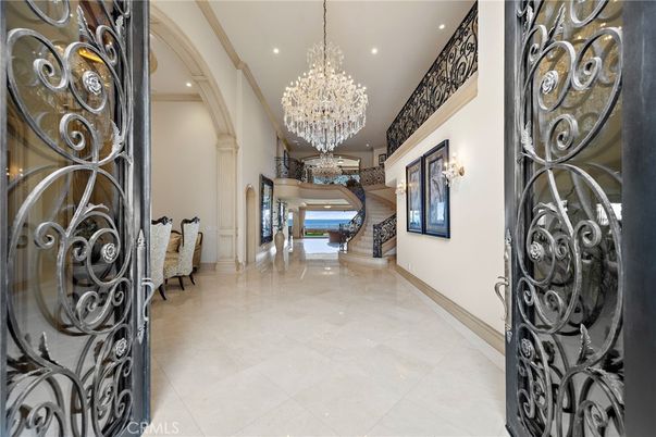 Chandelier, Interior, Recessed Lighting
