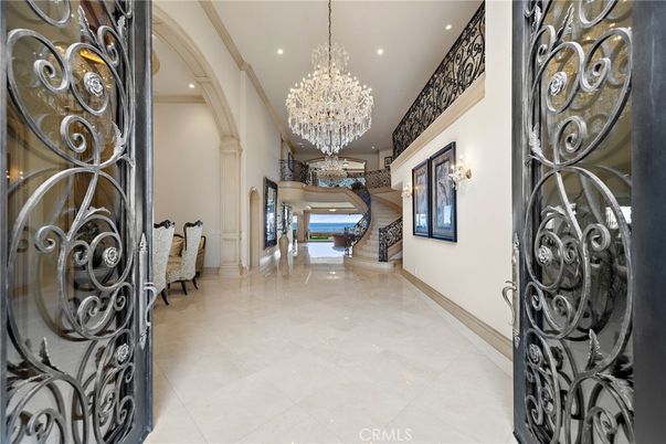 Chandelier, Interior, Recessed Lighting