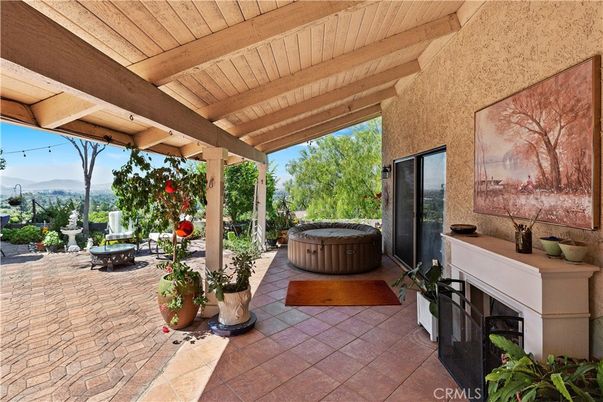Exterior, Hot Tub