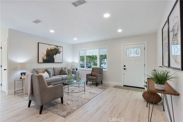 Interior, Living room, Recessed Lighting, Wood Texture Flooring