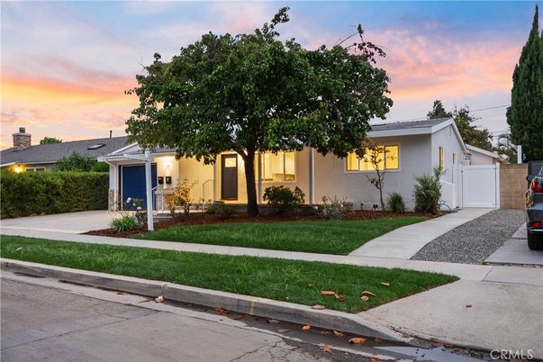 Attached, Backyard, Exterior, Facade, Ranch