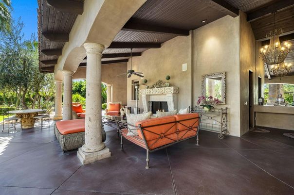 Exterior, Fireplace