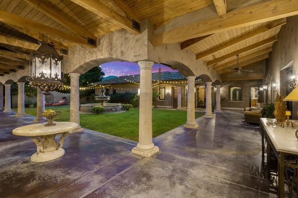 Exterior, Wooden Beams