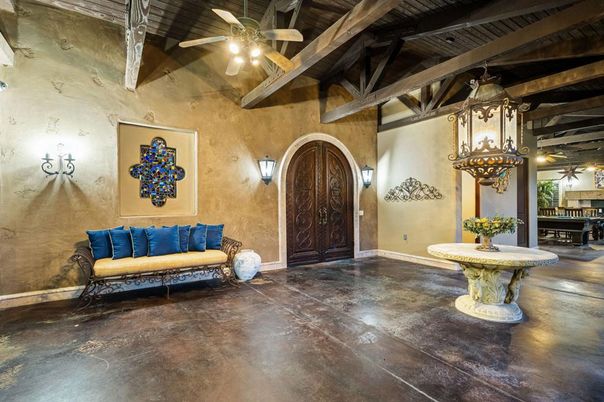 Interior, Wooden Beams