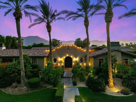 Exterior, Facade, Spanish Mediterranean