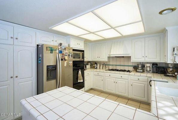 Interior, Kitchen, Recessed Lighting, Tile Countertops