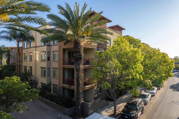 Exterior, Facade, Condo Building