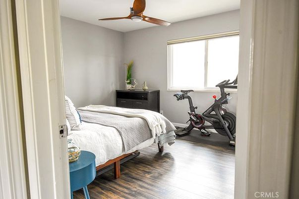 Bedroom, Fitness Equipment, Interior, Wood Texture Flooring