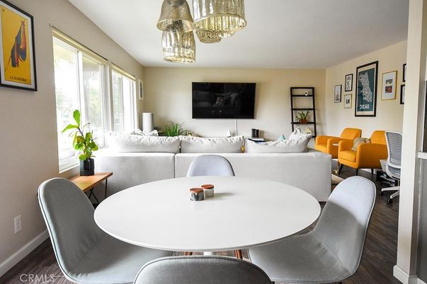 Chandelier, Dining room, Interior, Living room, Wood Texture Flooring