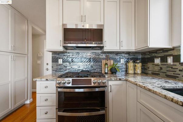 Interior, Kitchen, Stainless Steel Appliances, Wood Texture Flooring