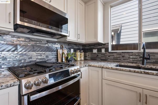 Interior, Kitchen, Stainless Steel Appliances