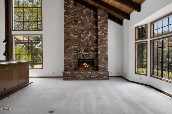 Empty room, Fireplace, Interior, Wooden Beams, Wooden Ceilings