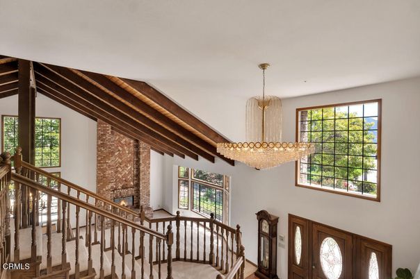 Chandelier, Interior